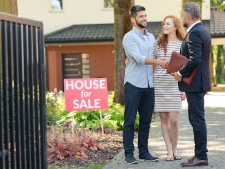 Arlington Heights, IL Residential Real Estate Attorney